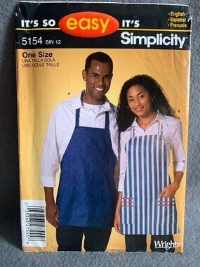 Simplicity Misses Apron Sewing Pattern 5154 - Uncut